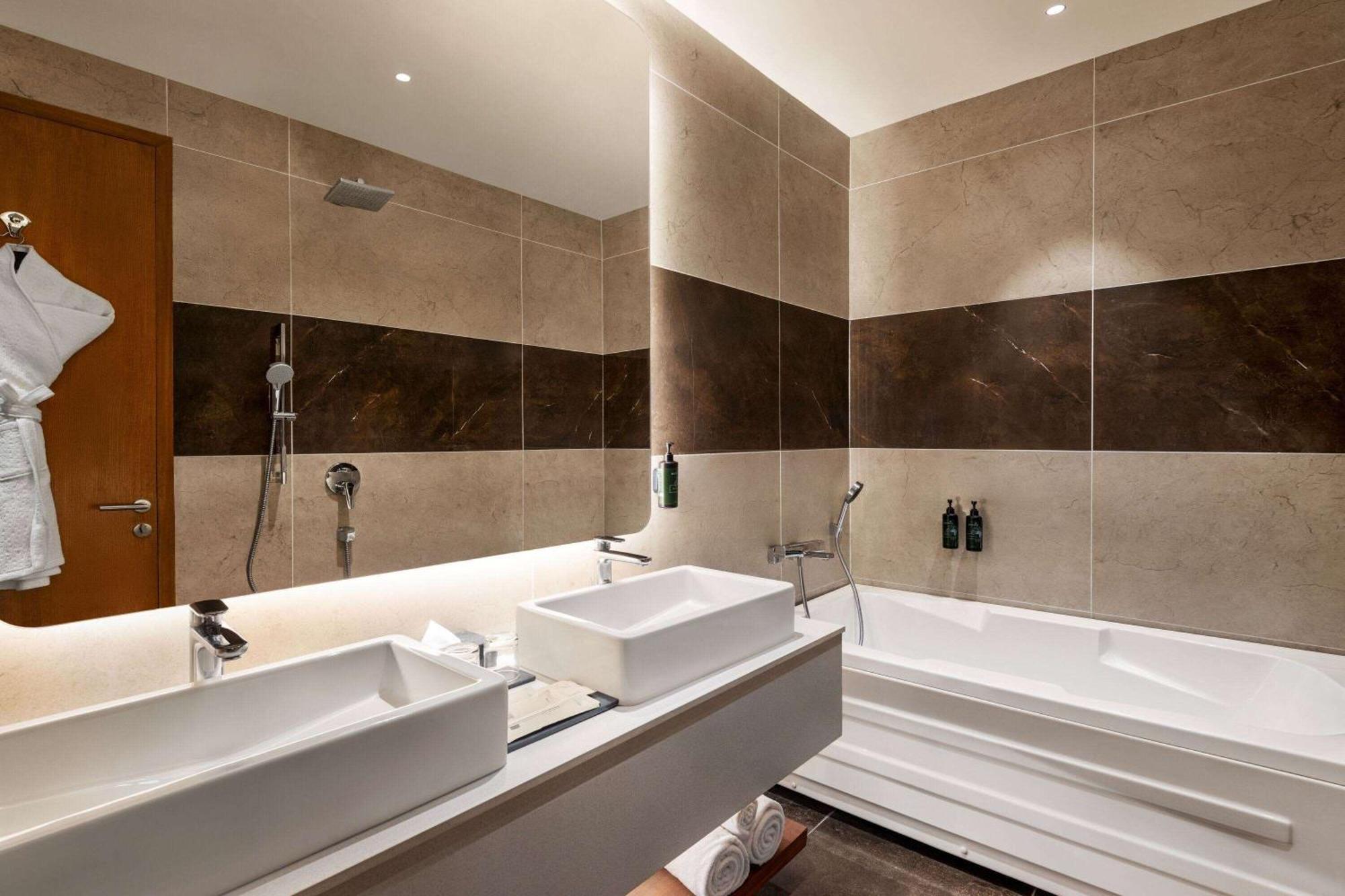 Wyndham Garden Sonipat Murthal Экстерьер фото